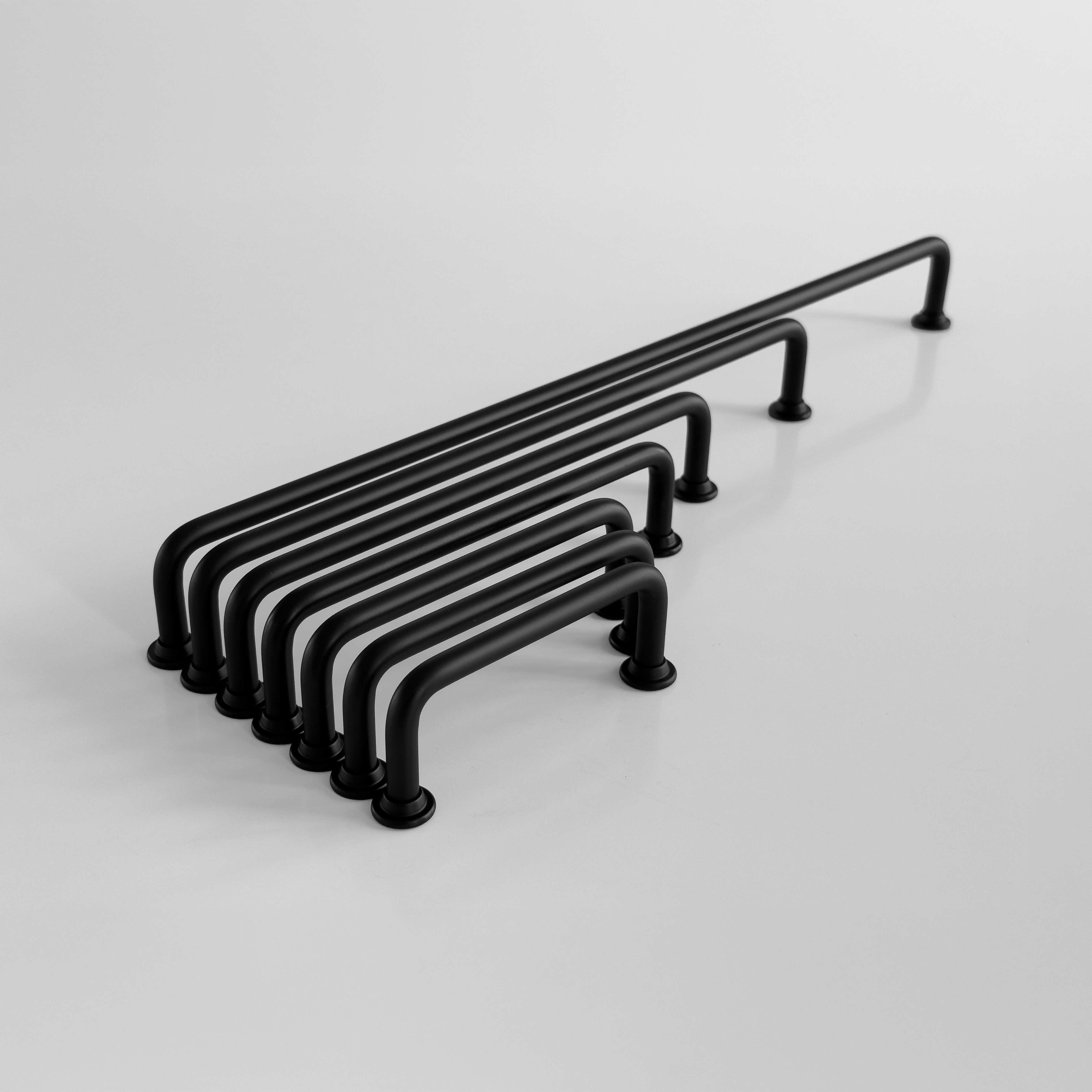 Frederiksberg - Küchengriff aus Messing in mattschwarz