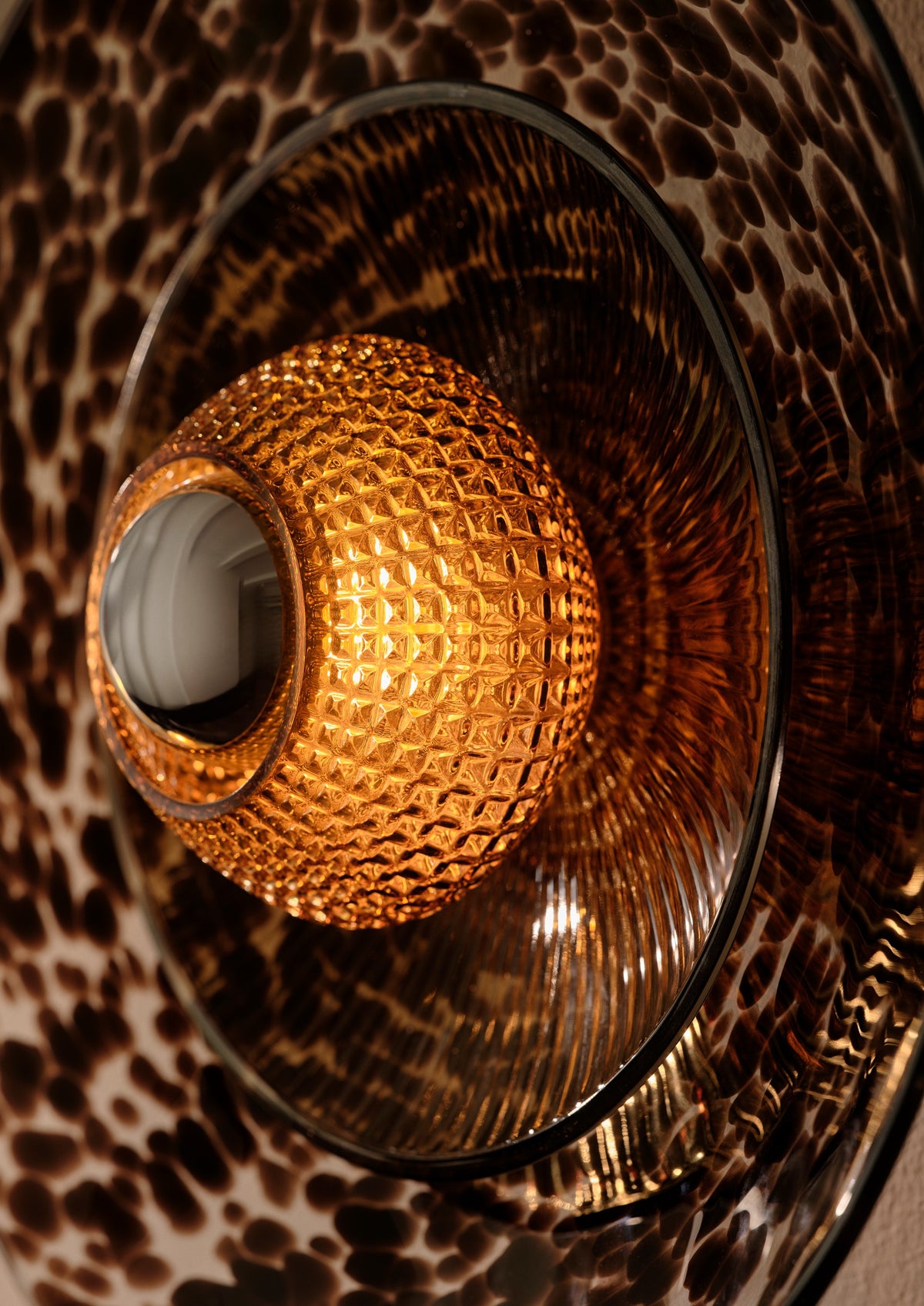 Disco Rama Wandleuchte, Braun • Design by Us