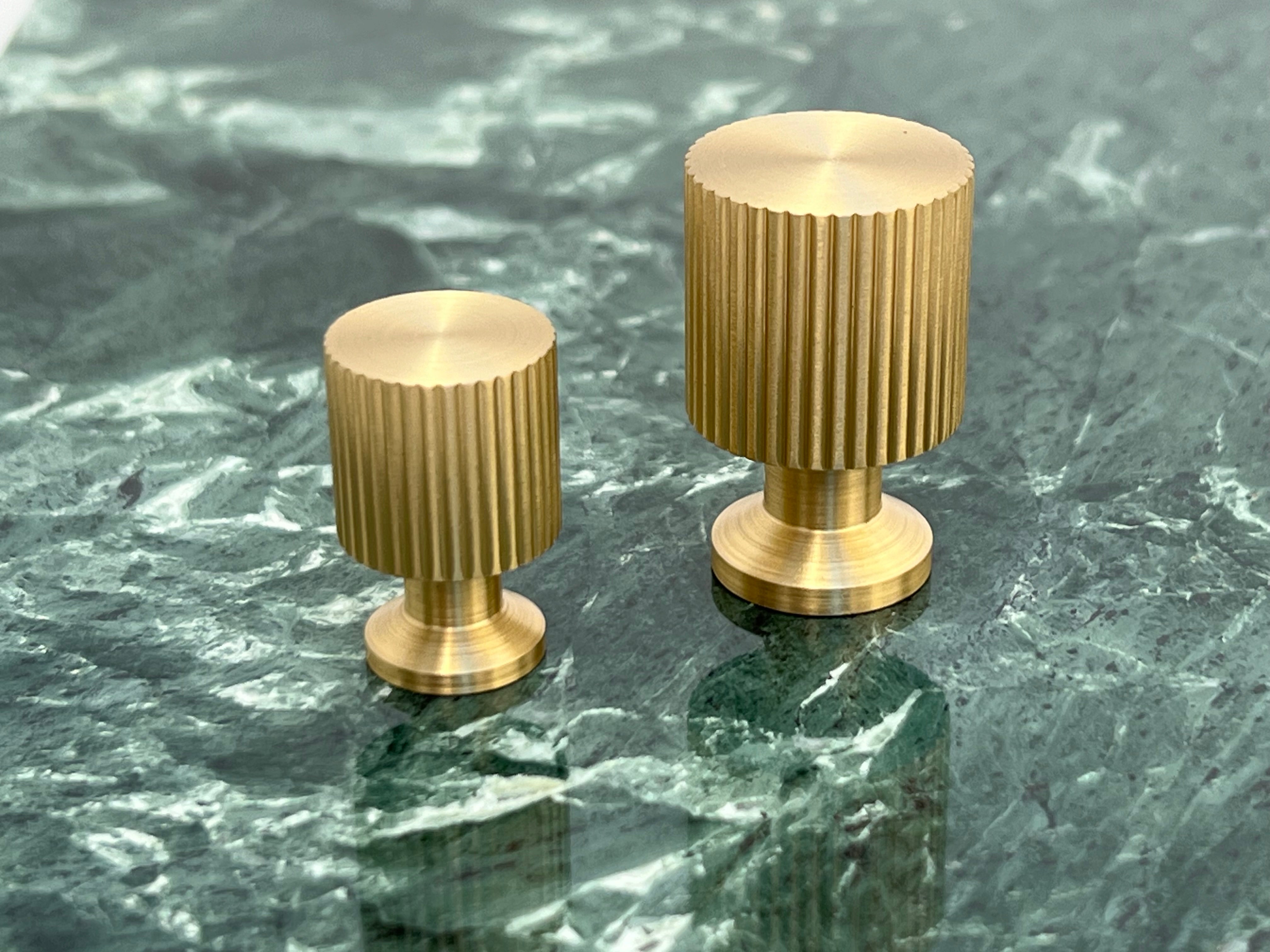 Marienlund møbelknop, 25 mm, børstet messing med lak • Chr. Jørgensen