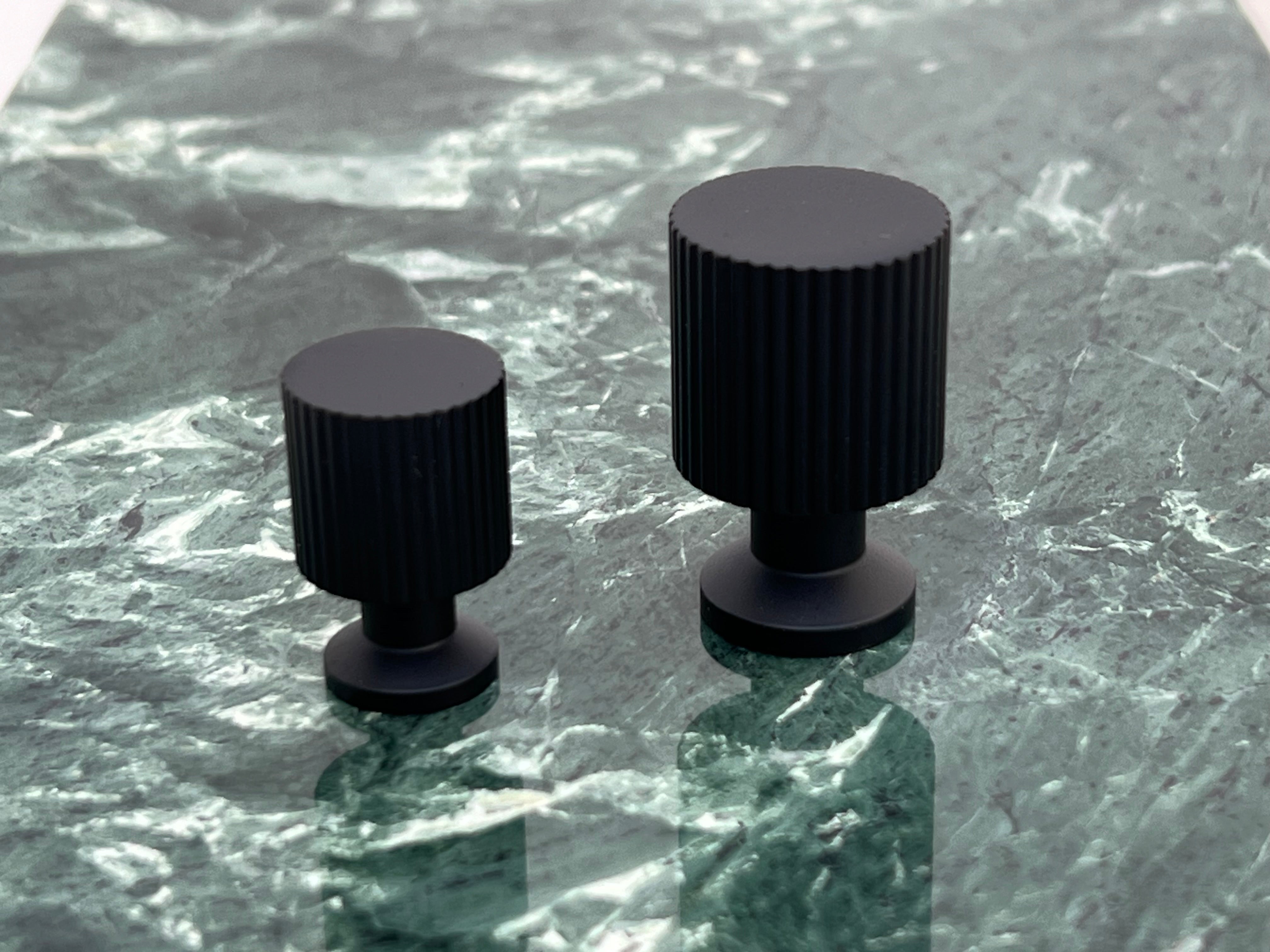 Marienlund • Møbelknop, sort