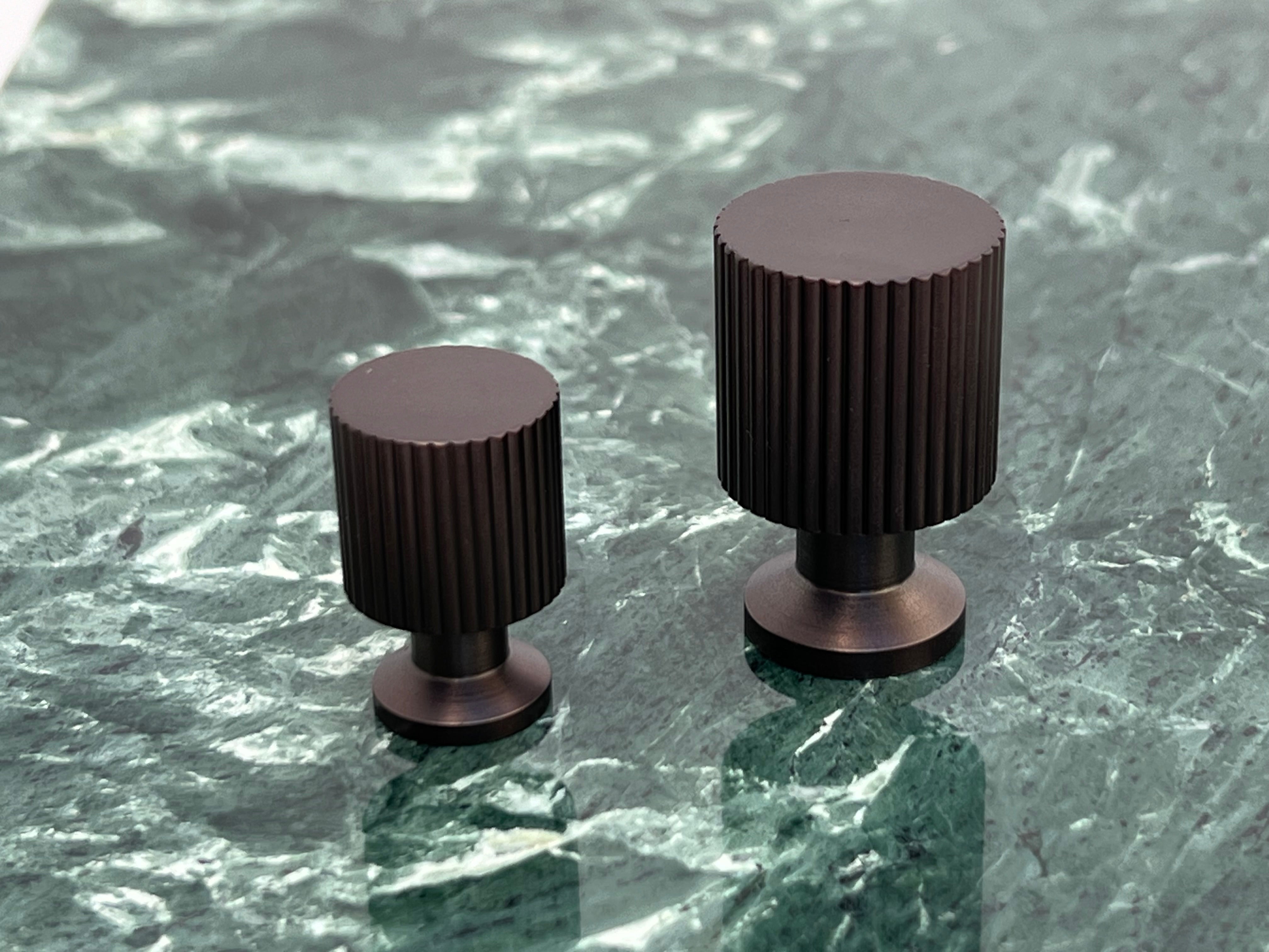 Marienlund møbelknop, 25 mm, bruneret messing • Chr. Jørgensen