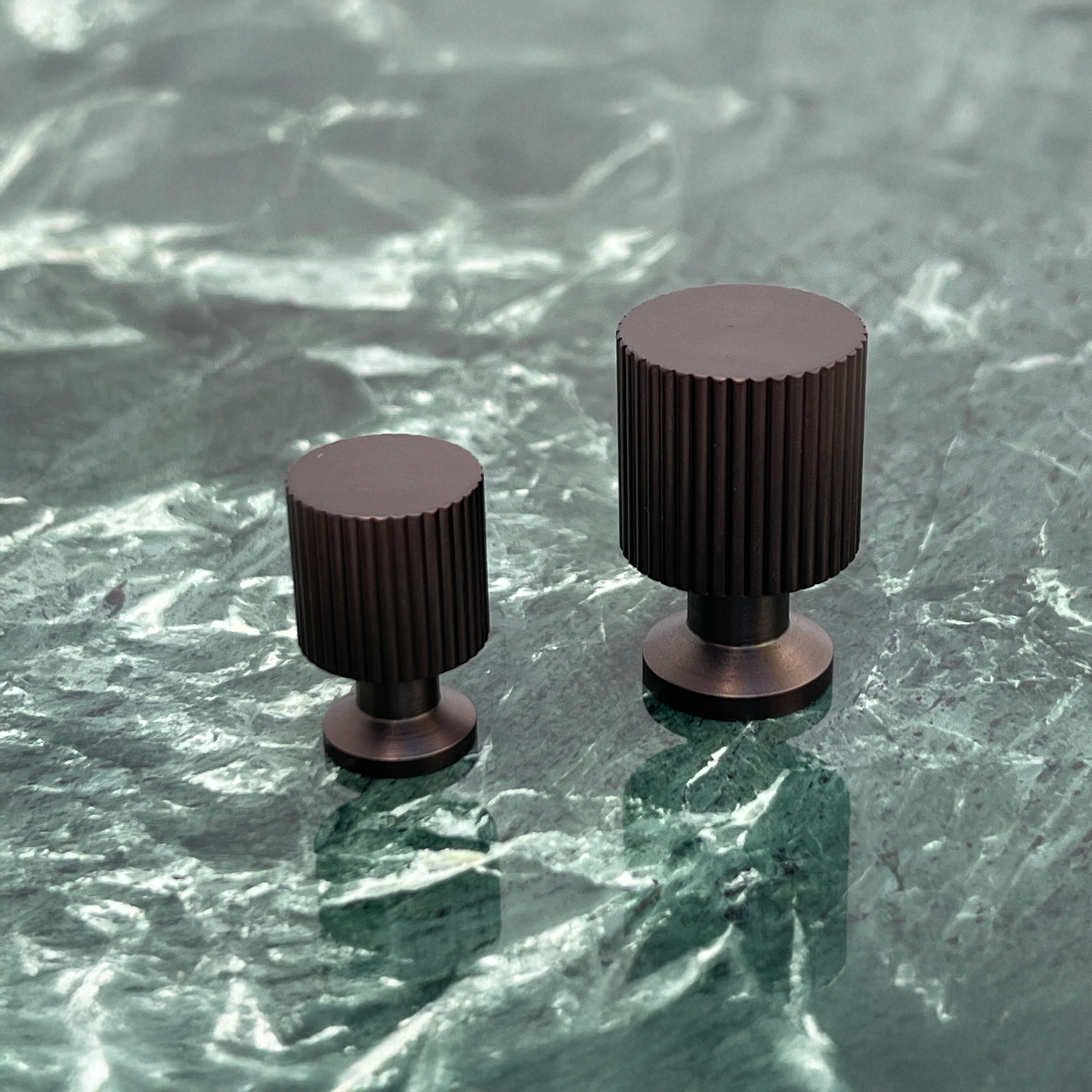 Marienlund møbelknop, 25 mm, bruneret messing • Chr. Jørgensen