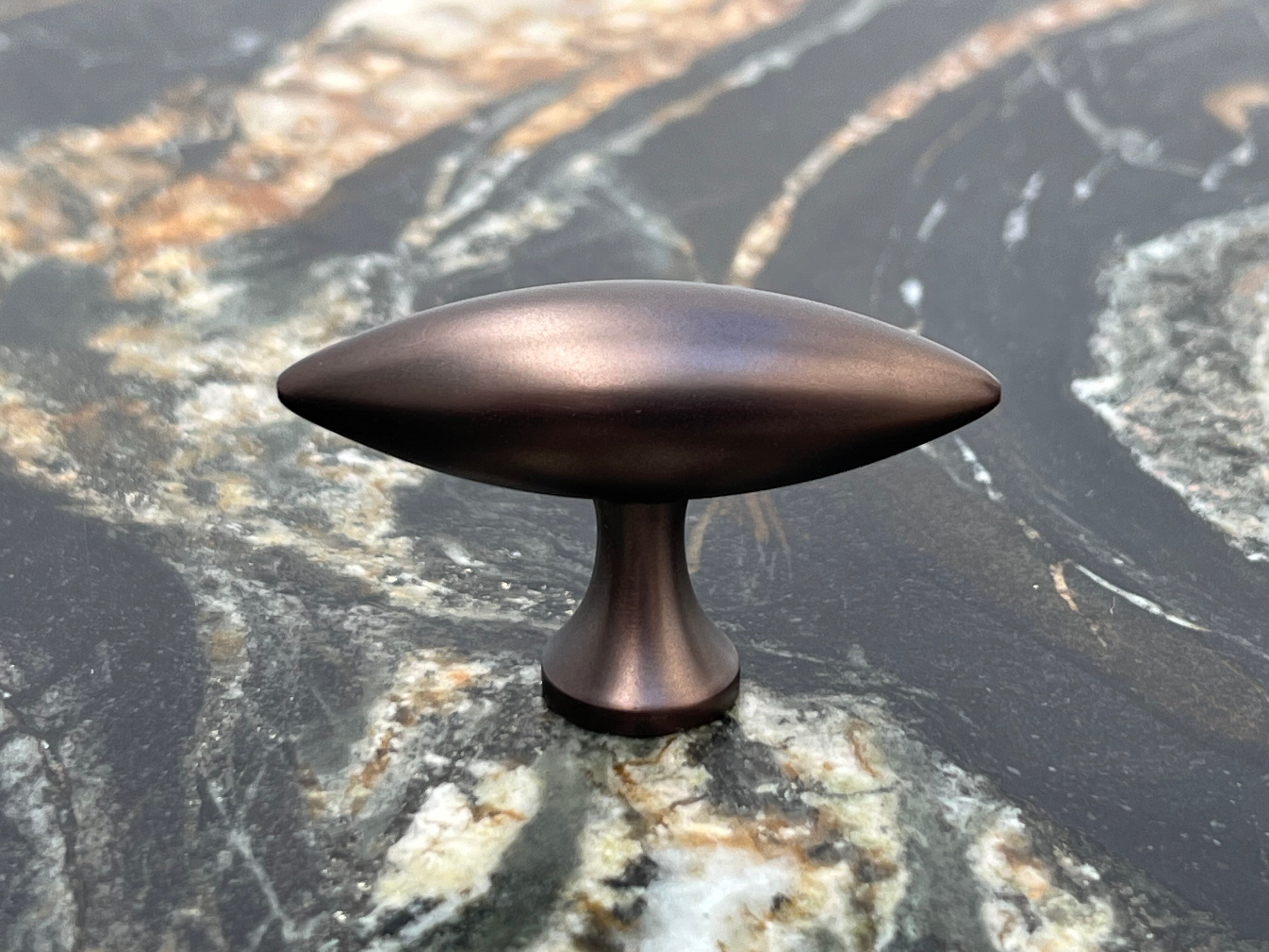 Nyholm • Møbelknop, bruneret messing