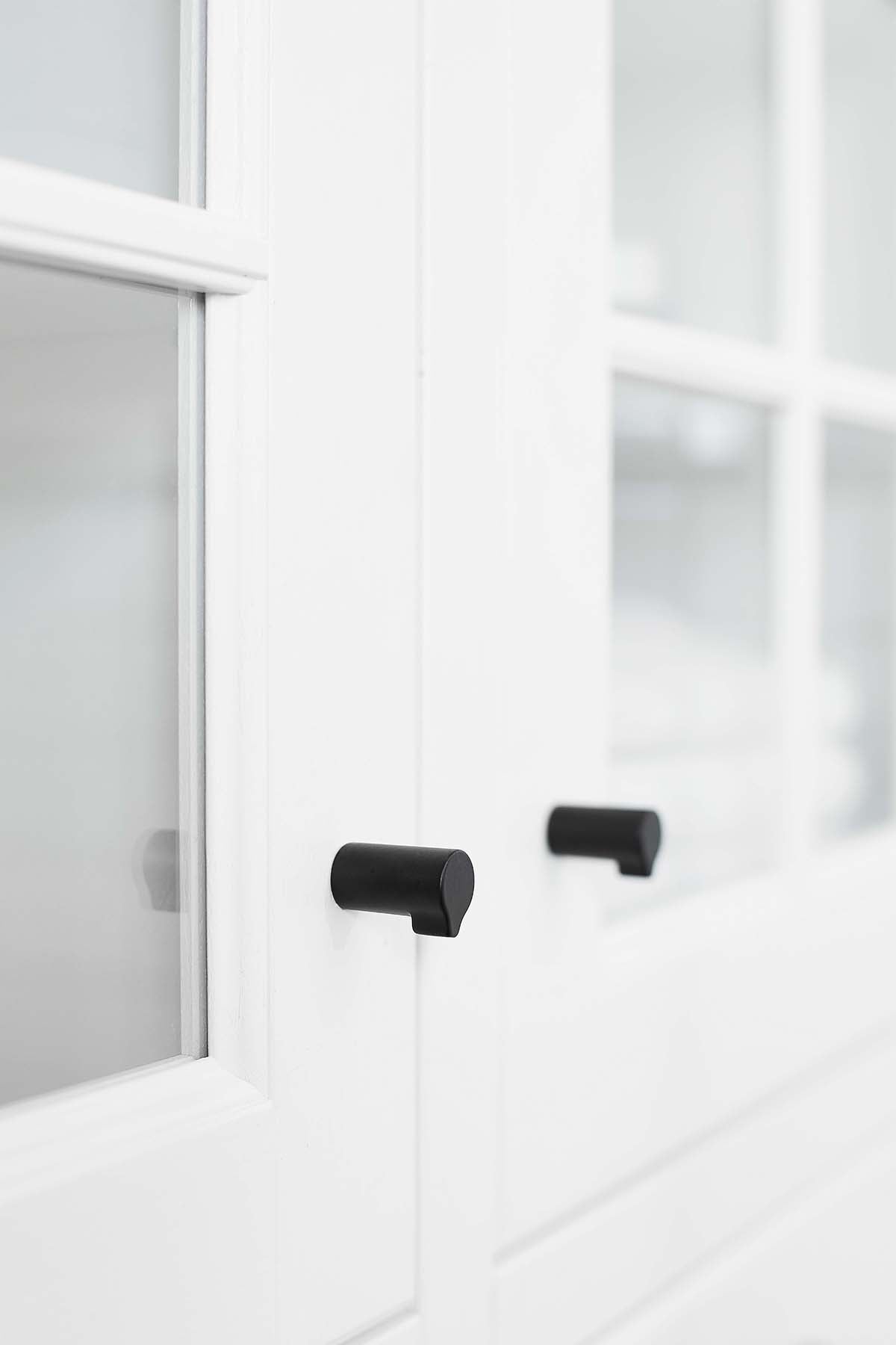 SCOPE knop, zink, sort • Furnipart