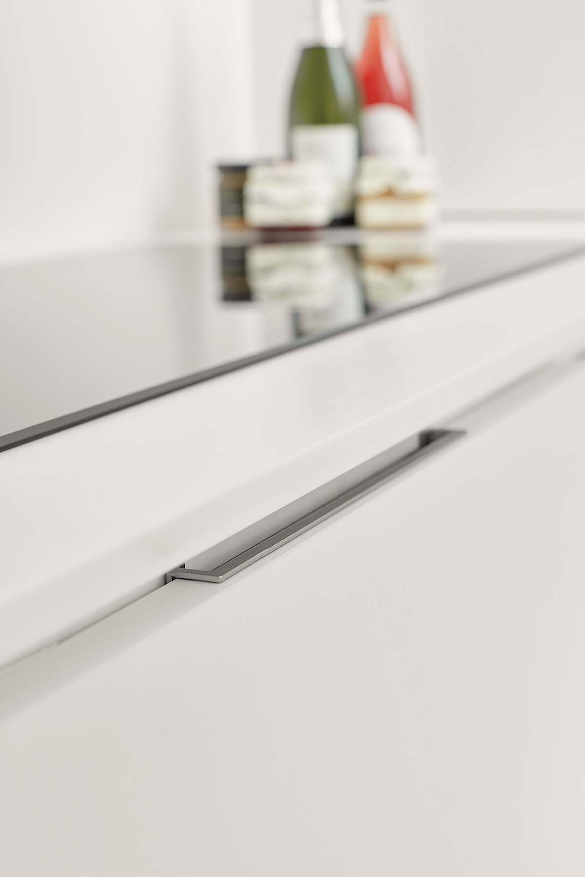 BACK Indlægsgreb, zink, stål • Furnipart