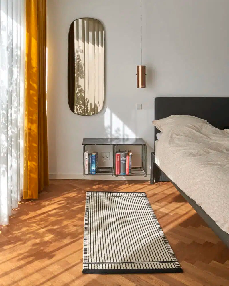 Tæppe VK-3, hvid/sort • NORDICMODERN