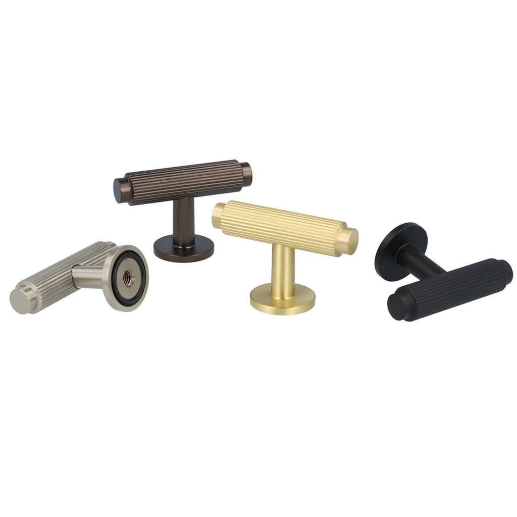 Ryvang • Møbelknop T-bar, sort