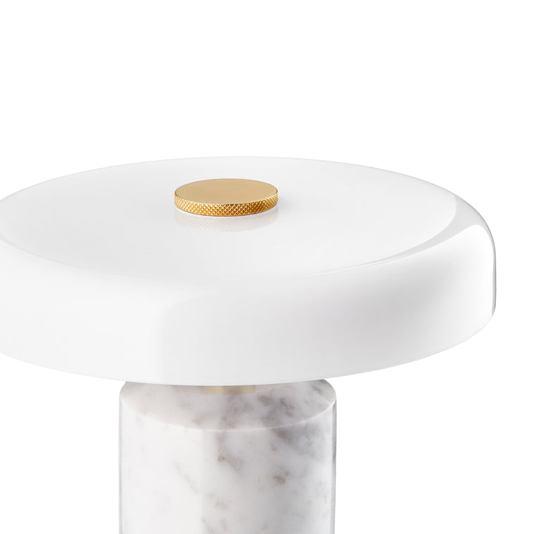 Trip Portable bordlampe, carrara/opal glossy • Design by Us