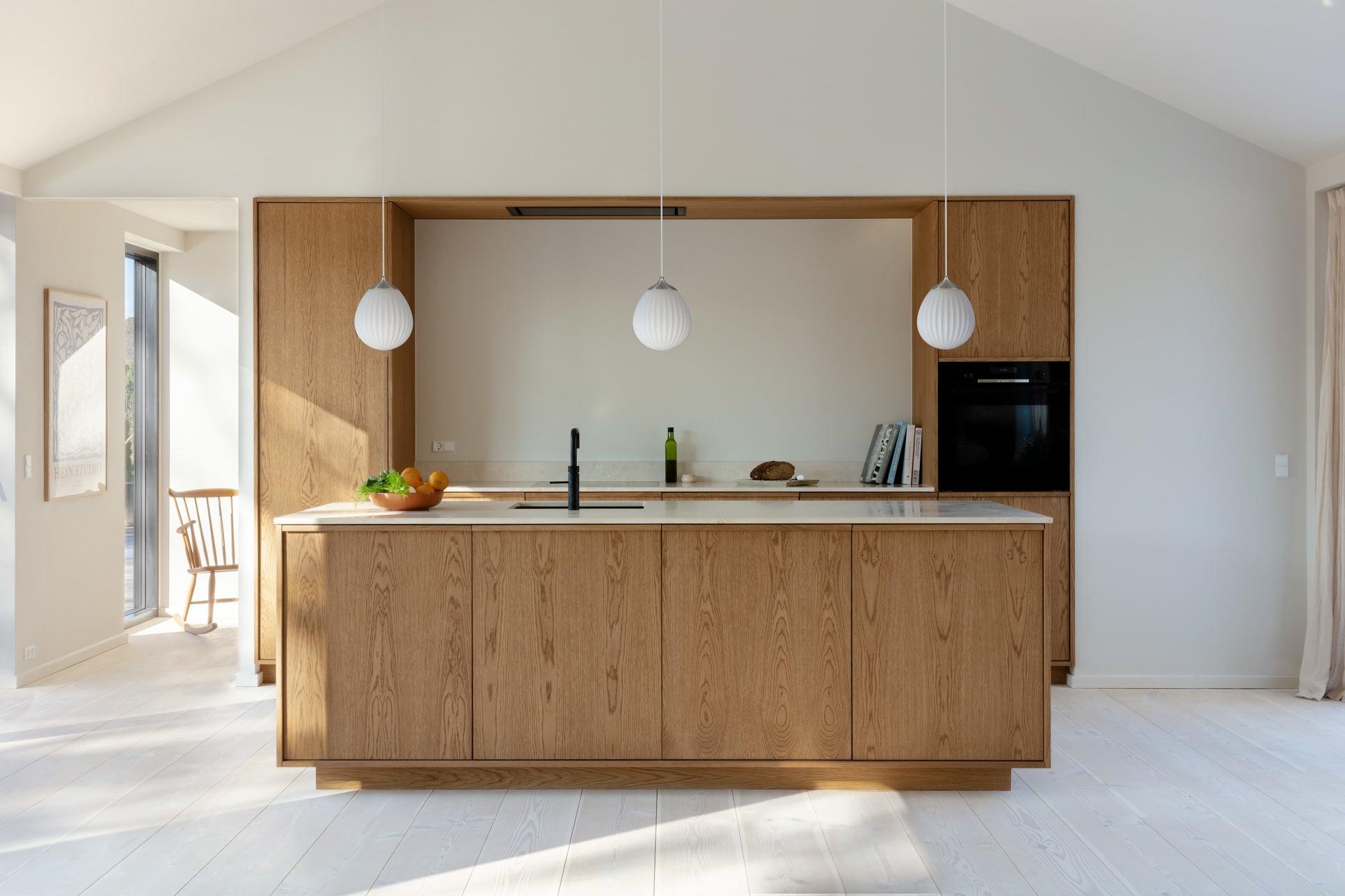 Around the World pendel med roset, hvid og børstet stål look • UMAGE