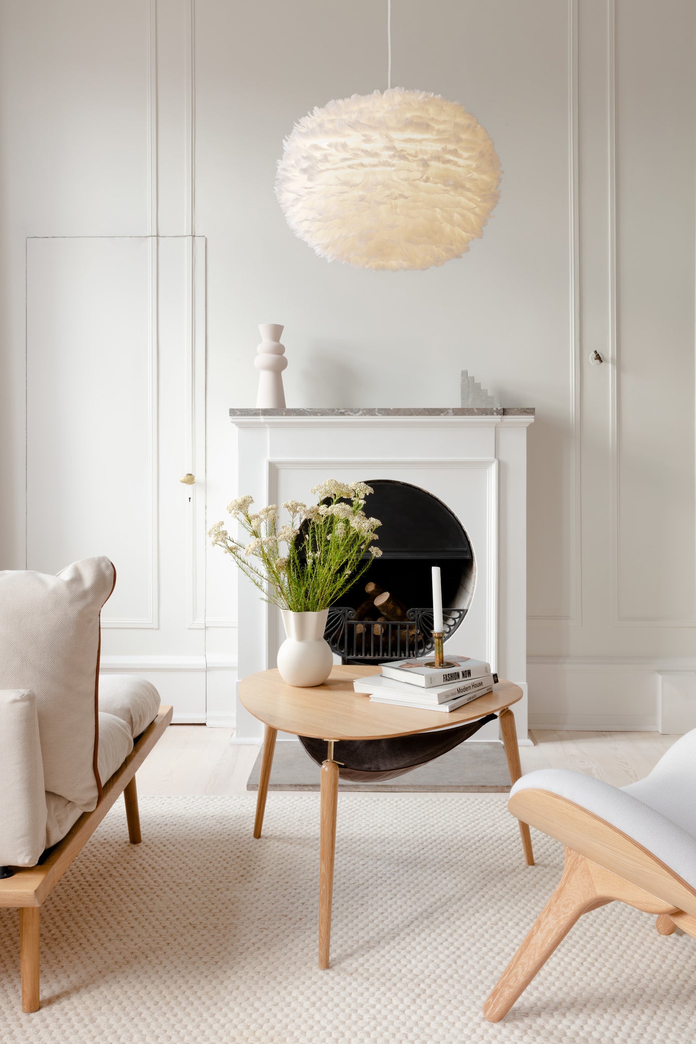 Eos pendel med roset, hvid og sort • UMAGE