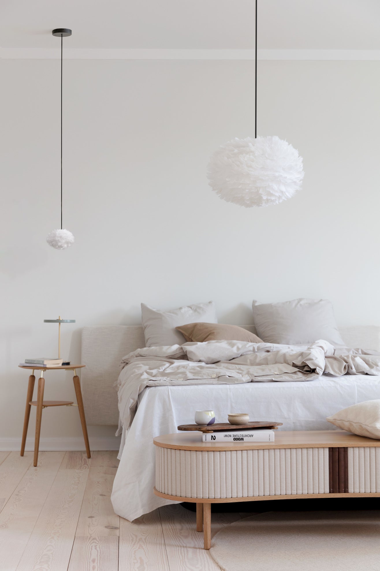 Eos pendel med roset, hvid og sort • UMAGE