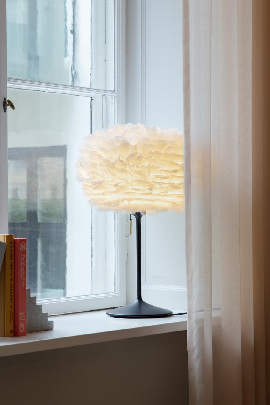 Eos bordlampe, hvid og sort • UMAGE