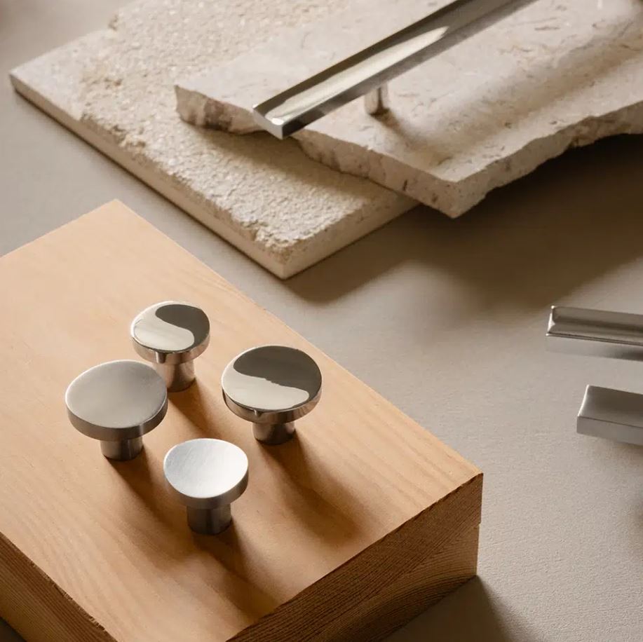 CALLIOPE møbelknop, blank poleret • Furnipart