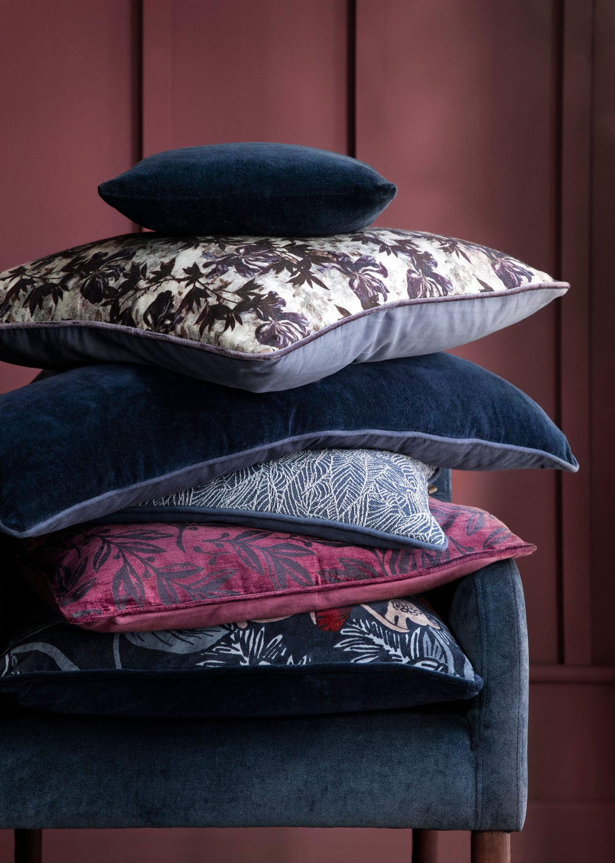 Velvet Soft Mini pudebetræk - MIDNIGHT • Cozy living - Copenhagenhomedesign