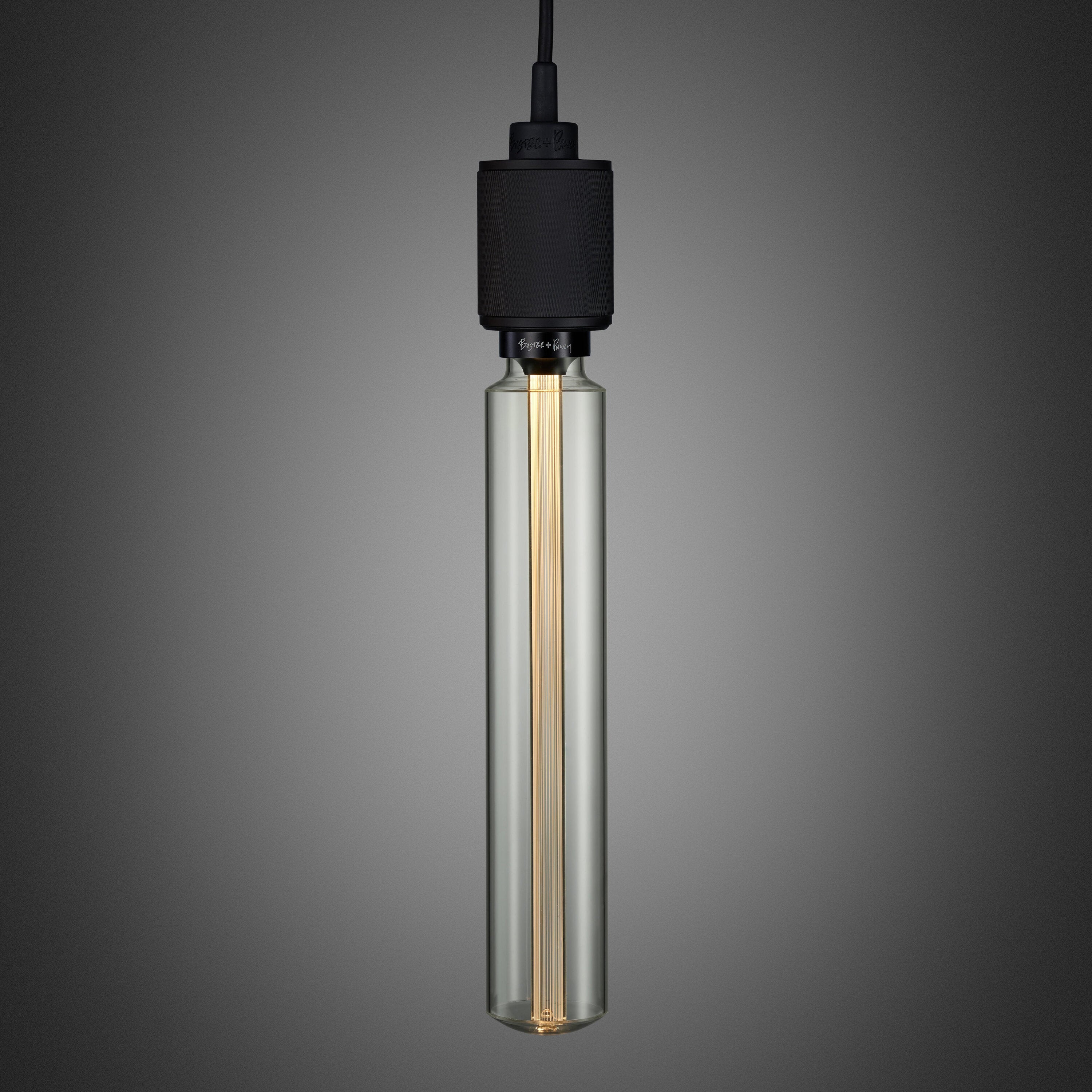 Heavy Metal pendel lampe i mat sort med diamond cut (cross) mønster fra Buster and Punch.