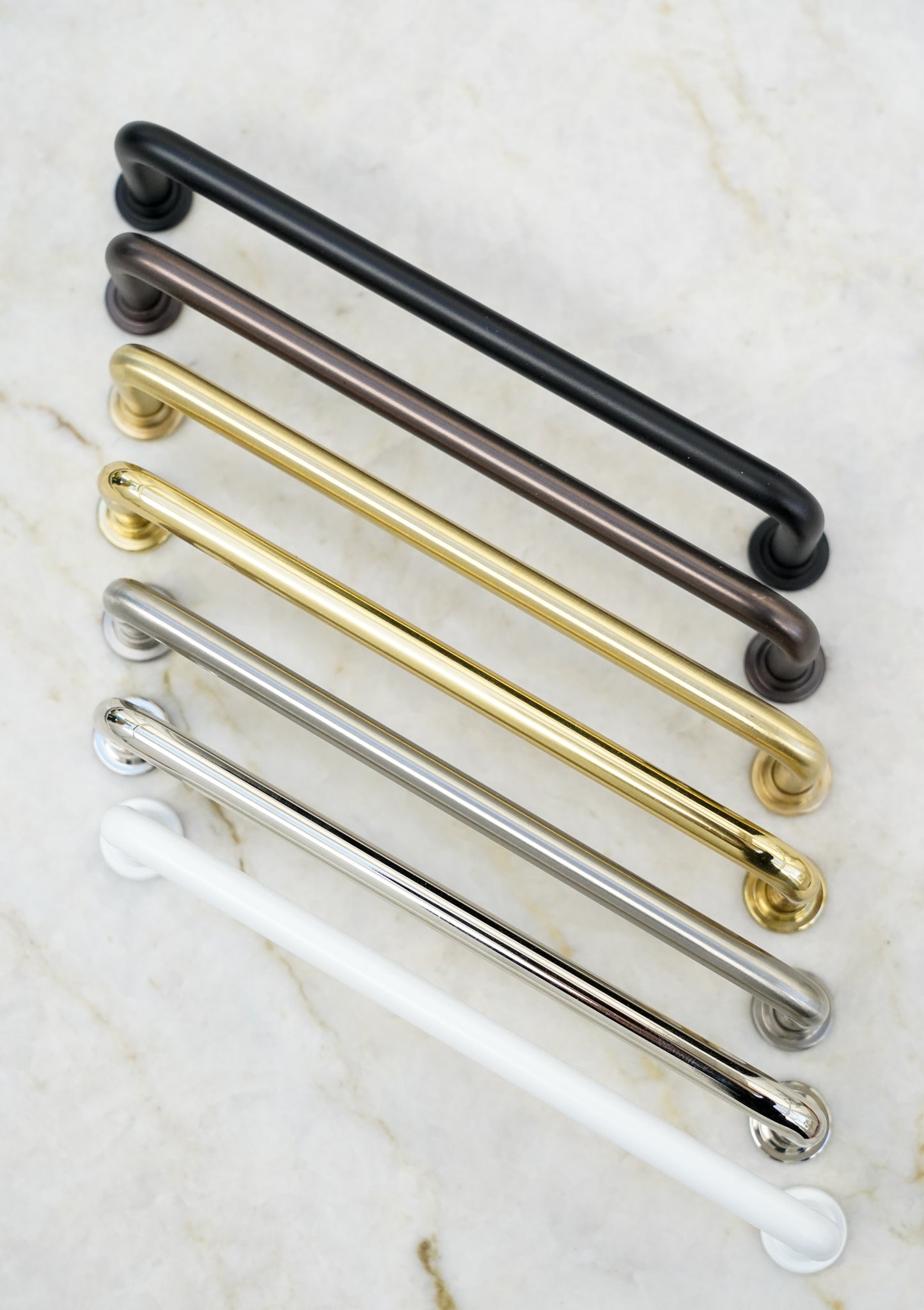 Frederiksberg - Küchengriff aus poliertem Messing ohne Lack