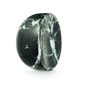 Rund konisk møbelknop i en dyb grøn marmor.