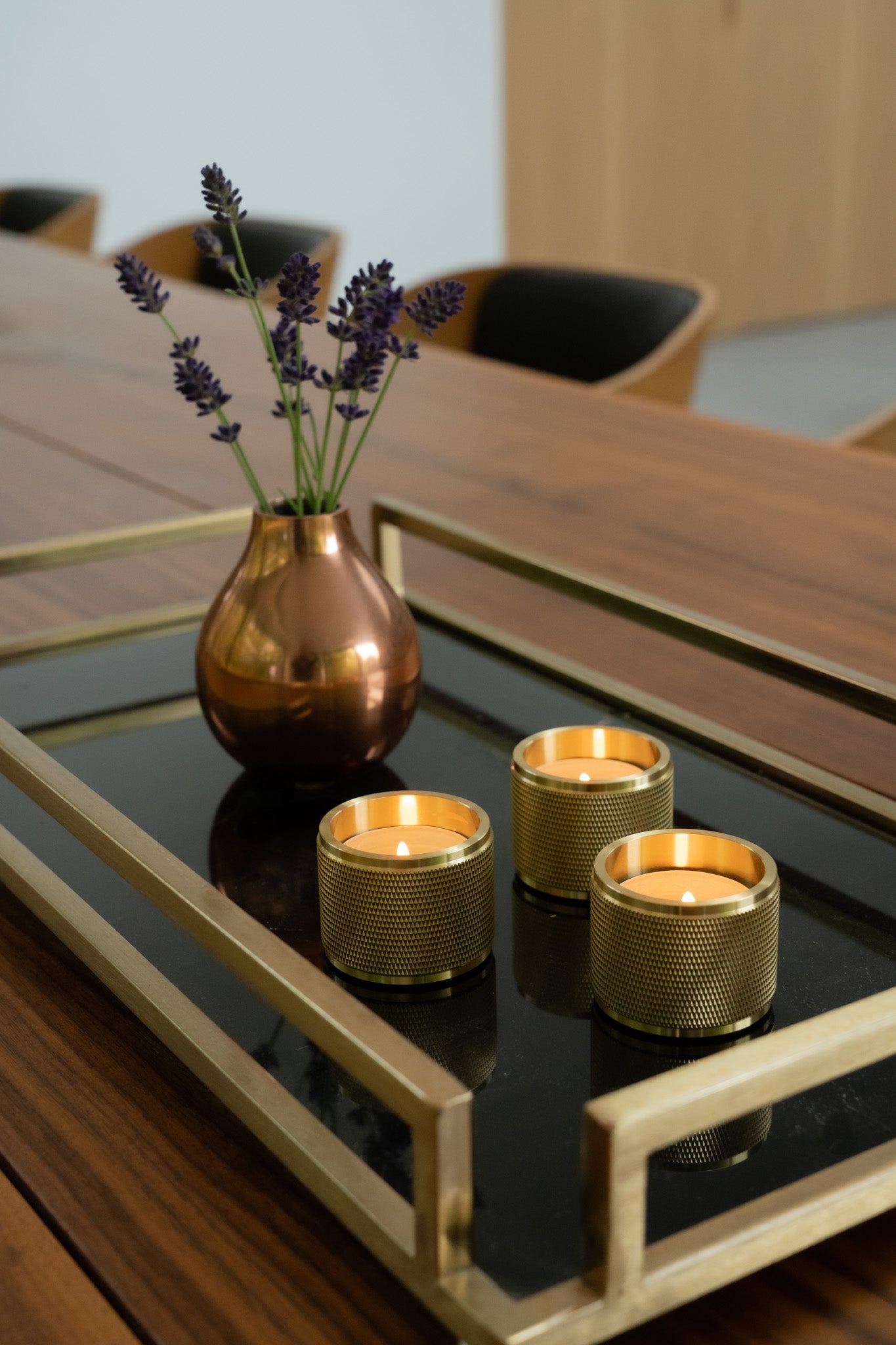 Tealight fyrfadslysestage i massiv messing med lak med diamond cut - 3 stk. • Buster + Punch