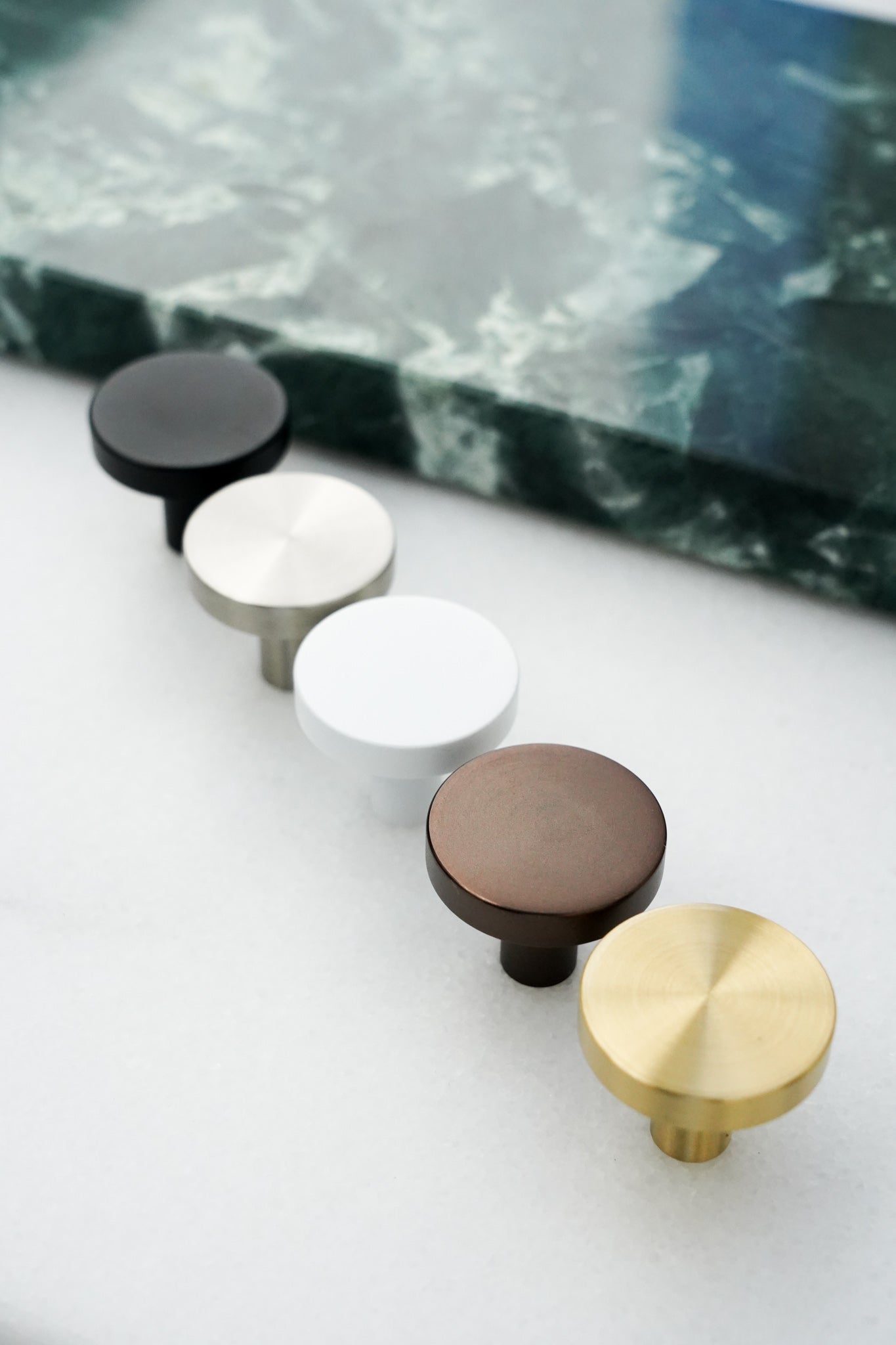 Vesterbro møbelknop, 22 mm, børstet messing med lak • Chr. Jørgensen