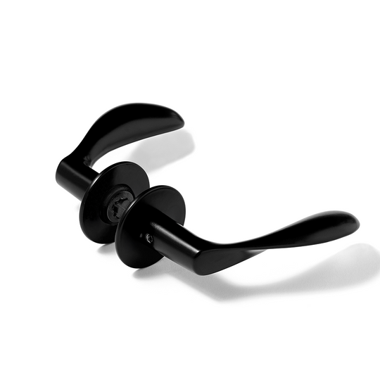 Arne Jacobsen AJ111 Türgriffe, Mattschwarz RAL 9005, mit Snap-on-Abdeckungen • d line
