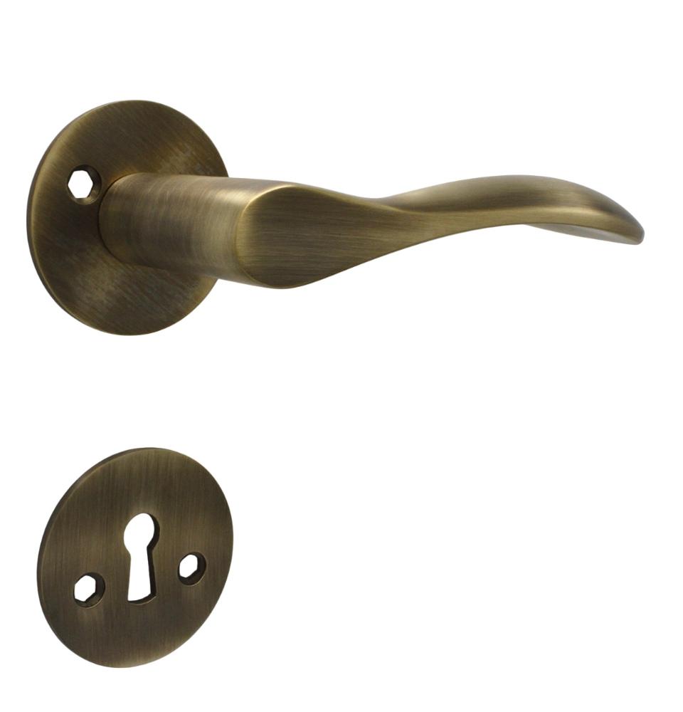 Bellevue Türgriff aus gebürstetem Antikmessing mit Lack, inklusive Rosette und Schlüsselrosette, Lochabstand 30 mm - Copenhagenhomedesign