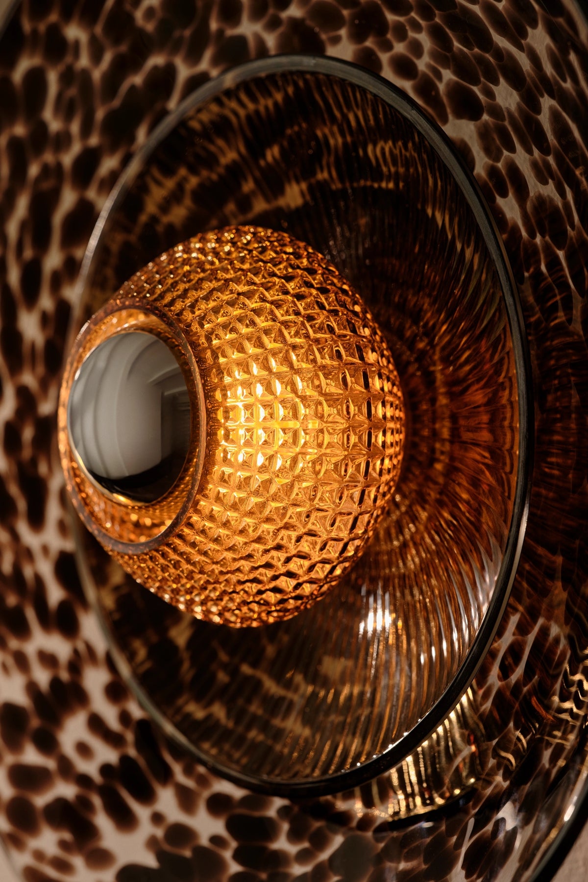Disco Rama Wandleuchte, Braun • Design by Us