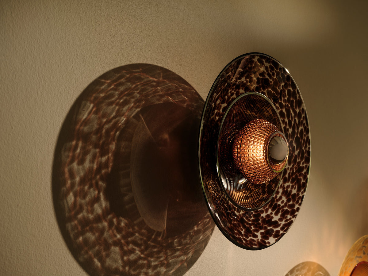 Disco Rama Wandleuchte, Braun • Design by Us