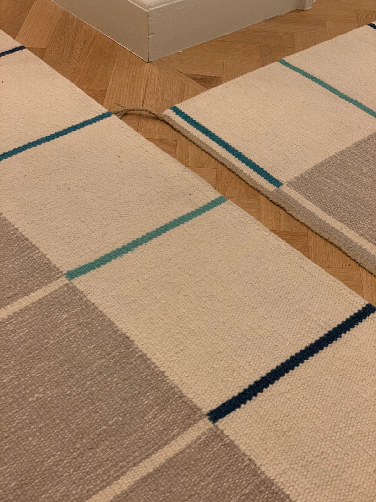 Tæppe VK-11, grå/hvid/blå • NORDICMODERN - Copenhagenhomedesign