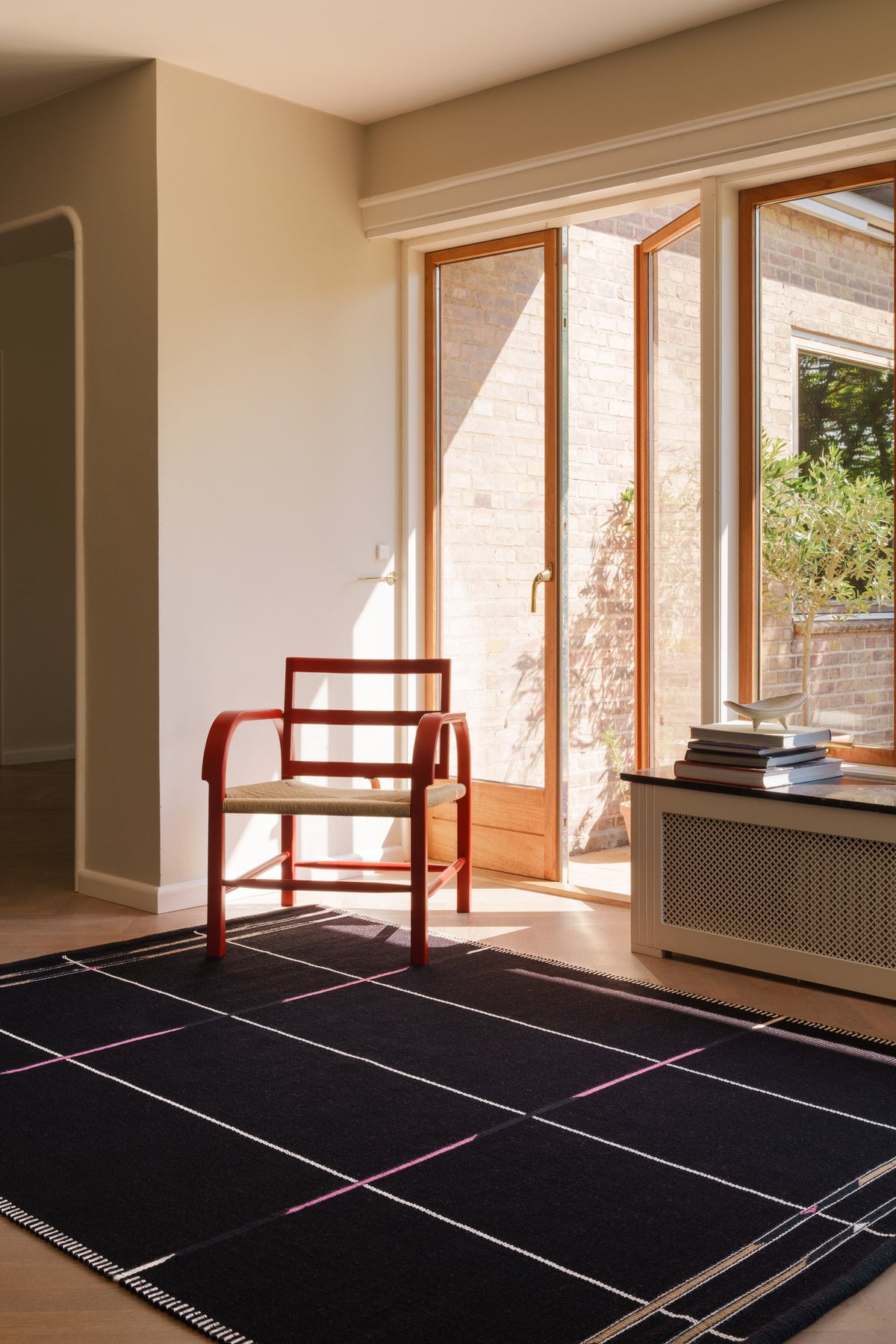 Tæppe VK-9, sort • NORDICMODERN - Copenhagenhomedesign