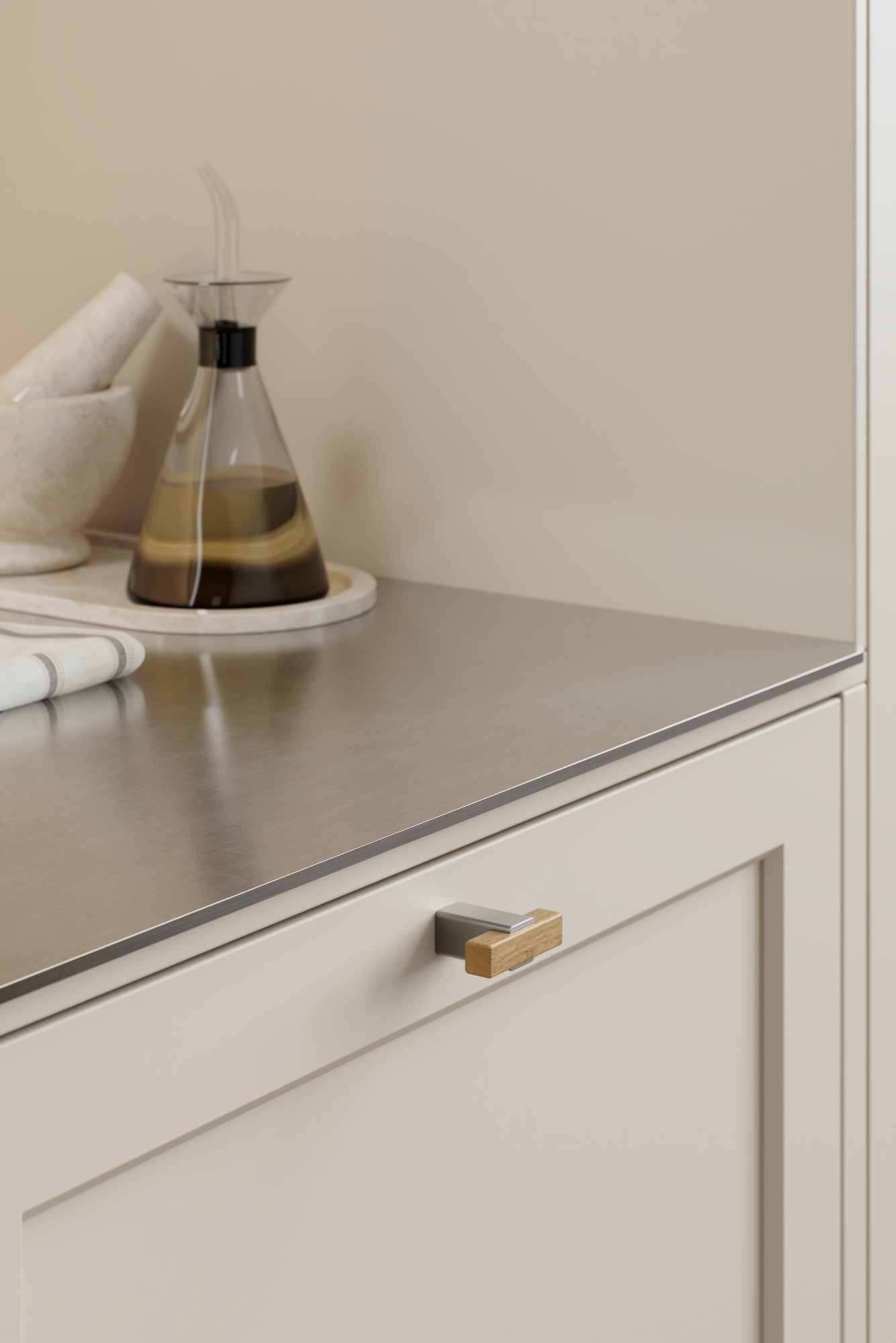 SEGMENT T-bar knop, egetræ og rustfrit stål look (inox look) • Furnipart