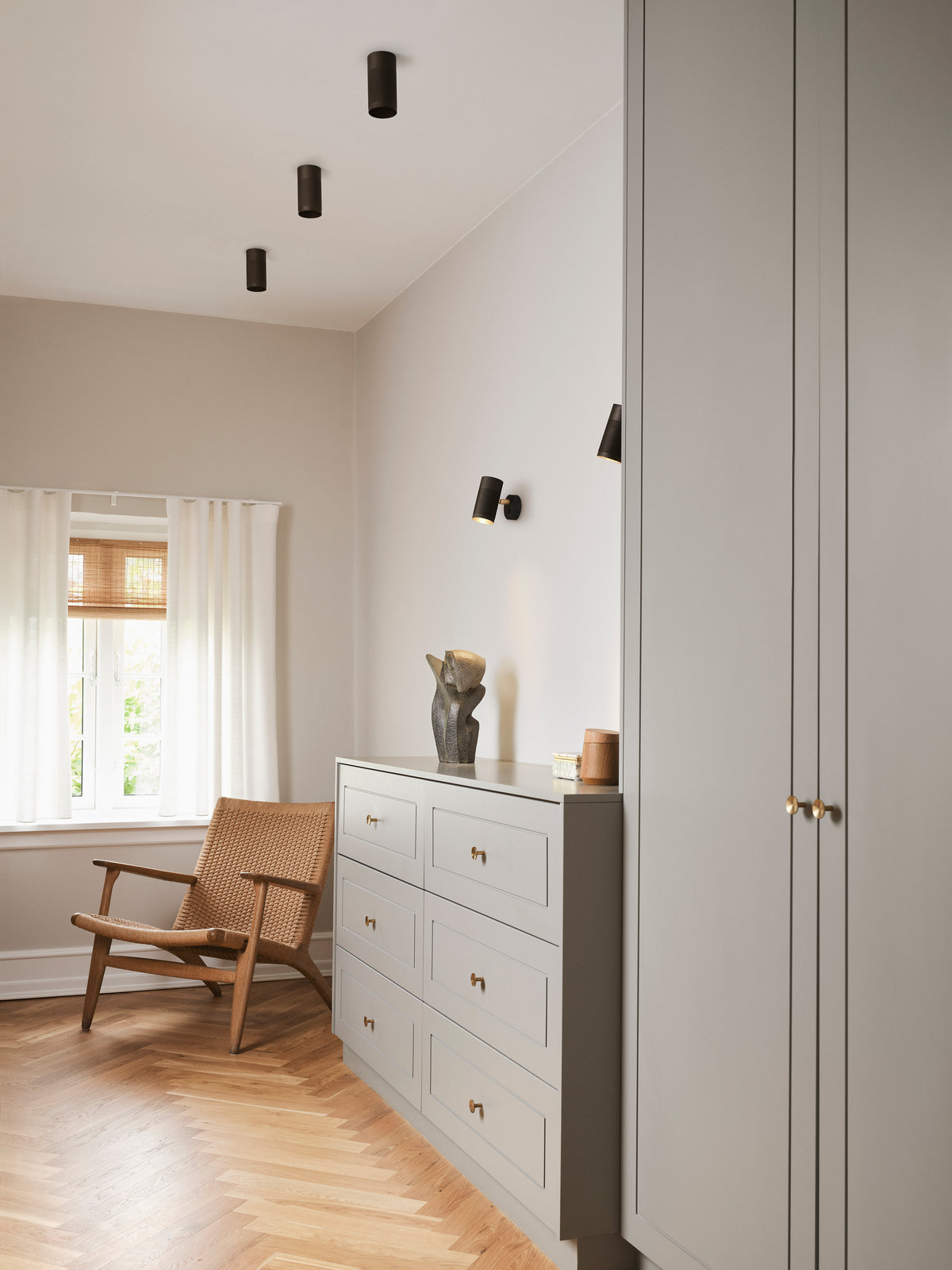 Patrone væglampe small, sortbruneret og messing • Thorup Copenhagen - Copenhagenhomedesign