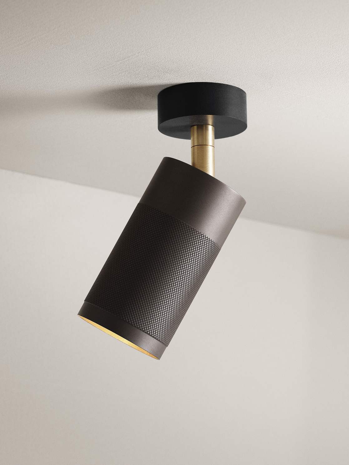 Patrone Deckenstrahler mit Deckenrosette, brüniert und Messing • Thorup Copenhagen - Copenhagenhomedesign