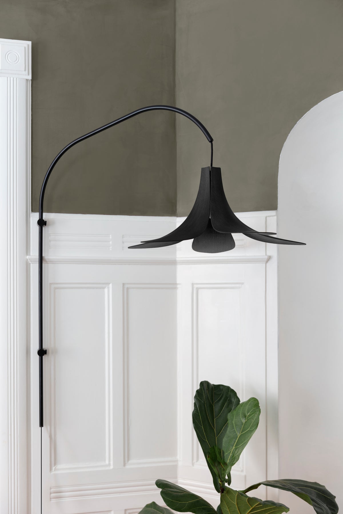Willow Mini Wall Hanger, Lampenhalter zur Wandmontage, schwarz • UMAGE - Copenhagenhomedesign