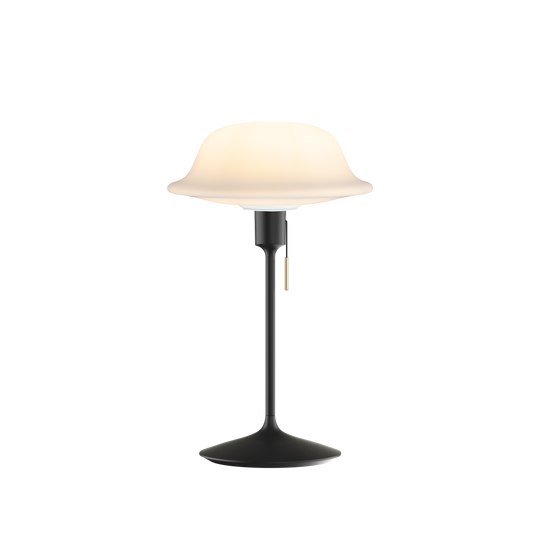 Butler bordlampe, hvid og sort • UMAGE