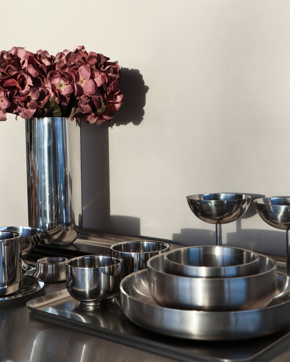Vase af rustfrit stål • NICHBA - Copenhagenhomedesign