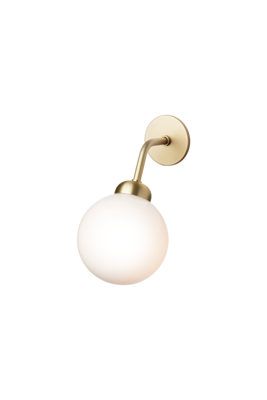 Apiales Wall Hard-wired væglampe, brushed brass / opal • NUURA