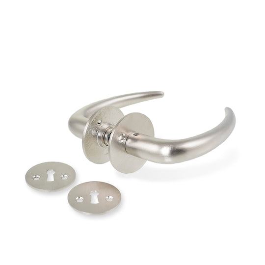 Coupé dørhåndtag i mat forniklet inkl. roset og nøgleskilt c/c 30 mm