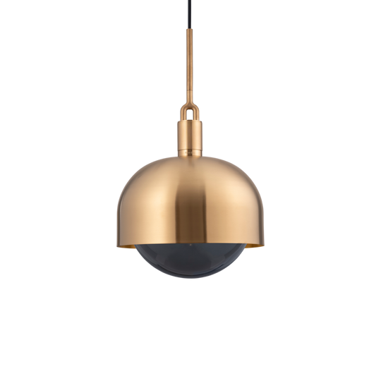 Forked Pendant Shade Globe Large pendel, røgfarvet og messing • Buster + Punch
